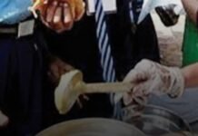 рдУрдбрд┐рд╢рд╛ рдХреЗ рдЖрд╢реНрд░рдо рд╕реНрдХреВрд▓ рдореЗрдВ рдмрд╛рд╕реА рдЦрд╛рдирд╛ рдЦрд╛рдиреЗ рд╕реЗ 100 рд╕реЗ рдЬреНрдпрд╛рджрд╛ рдЫрд╛рддреНрд░ рдмреАрдорд╛рд░, рдПрдХ рдЫрд╛рддреНрд░рд╛ рдХреА рдореМрдд, рдЬрд╛рдВрдЪ рдХреЗ рдЖрджреЗрд╢!