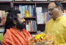 डिप्टी सीएम ब्रजेश पाठक के खिलाफ आशुतोष ब्रह्मचारी की शिकायत, माघ मेले की साजिश और सनातन पर बयान से बढ़ा विवाद!