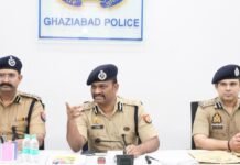 गाजियाबाद में सख्ती: जनसुनवाई में लापरवाही पर 3 दरोगा लाइन हाजिर, पुलिस कमिश्नर के कड़े निर्देश