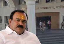 58 अश्लील वीडियो, 1500 करोड़ की संपत्ति और गवाह की मौत: आखिर कौन है ‘स्वयंभू बाबा’ अशोक खरात?