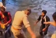 बाराबंकी में दुर्गा प्रतिमा विसर्जन से लौट रहे श्रद्धालुओं से मारपीट का आरोप, दरोगा बीके शर्मा लाइन हाजिर